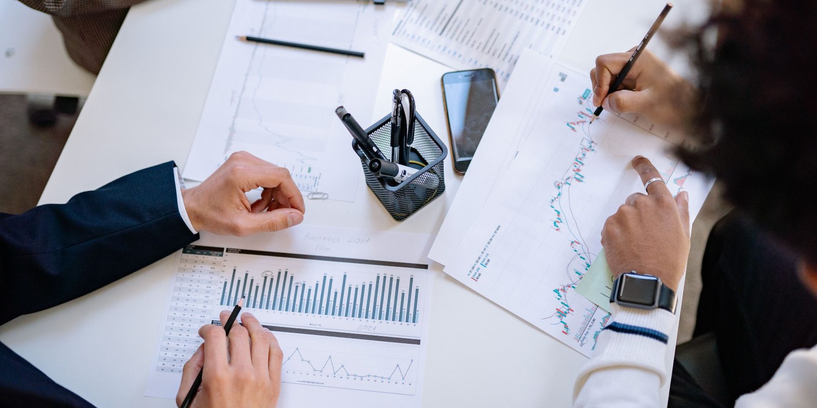 When Should a Business Call for Professional Cleanup Instead of Handling It In-House?