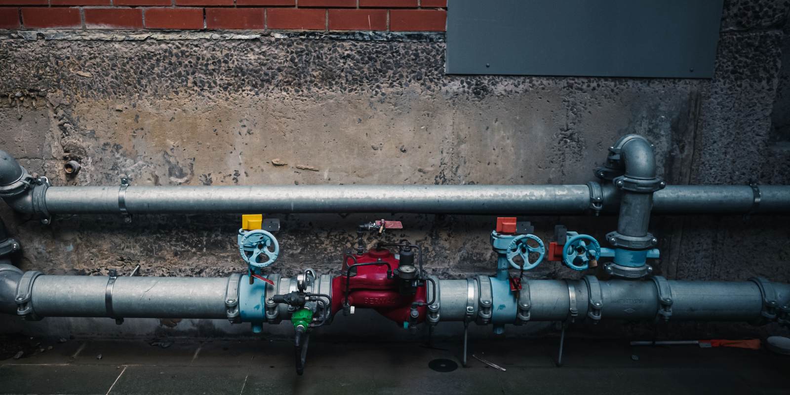 Questions to ask your plumber before they leave after a water loss
